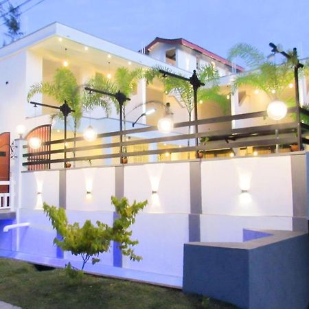 Airport Faith Hotel Katunayake Exterior photo