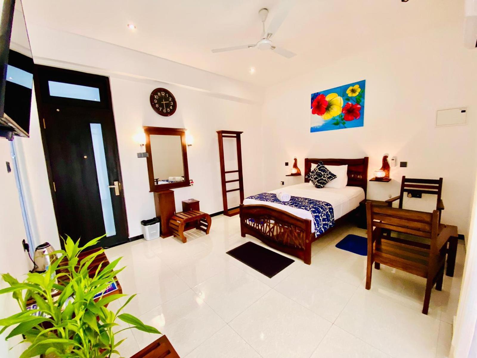 Airport Faith Hotel Katunayake Exterior photo